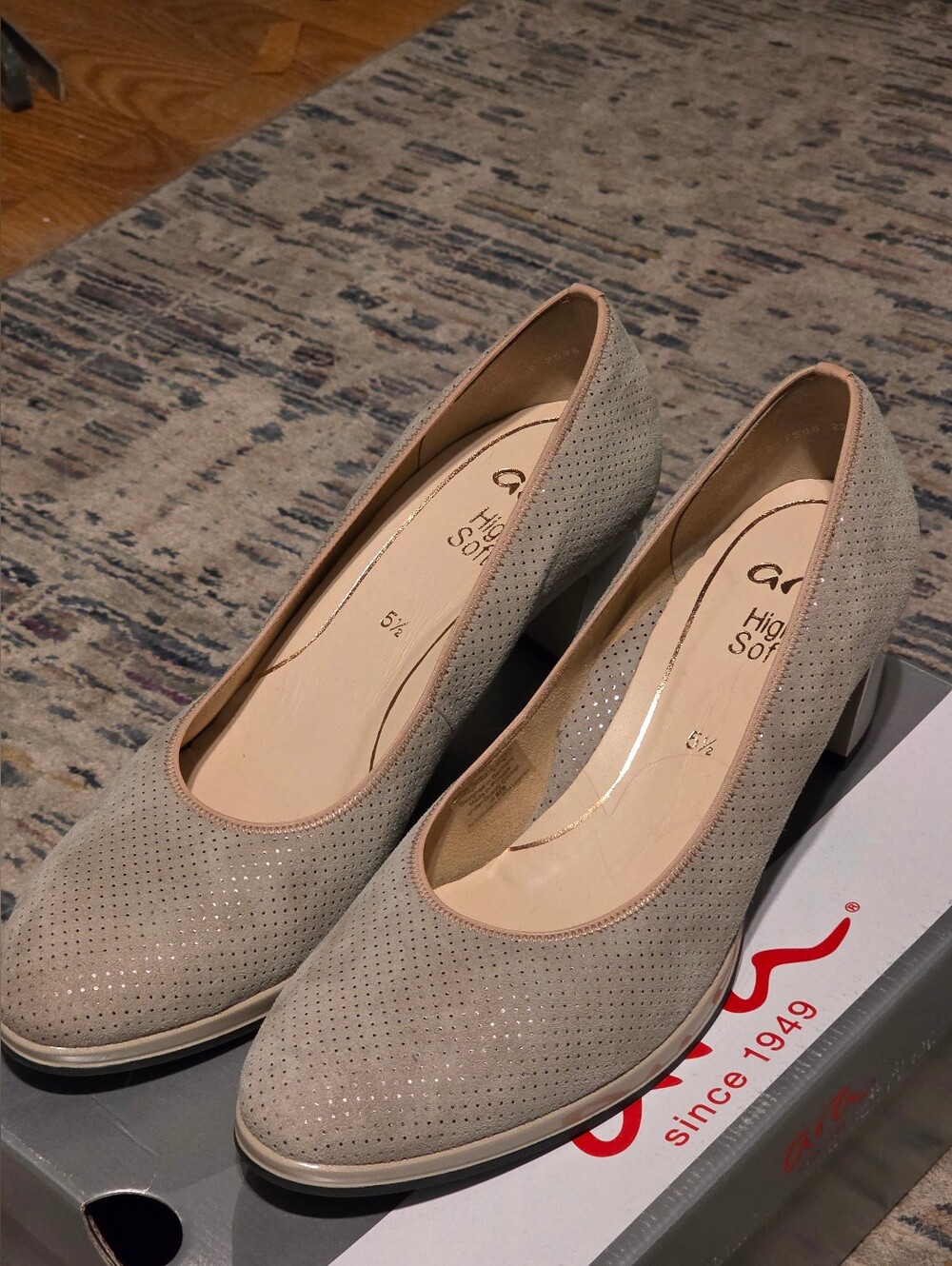 Ara Women's Light Beige Perforated Mid Heel Pumps